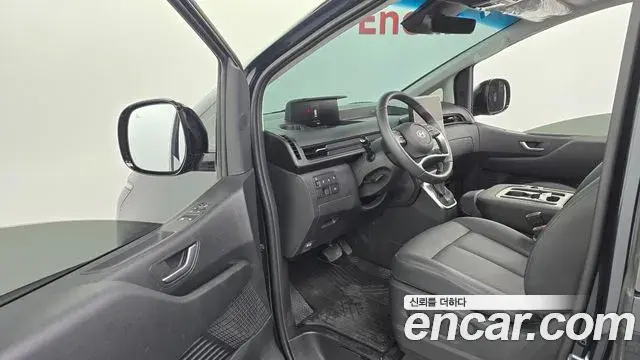 Hyundai Staria 2024 — Фото 10/20