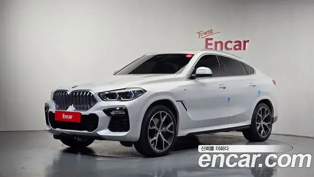 BMW X6 2021 — Photo 20/33