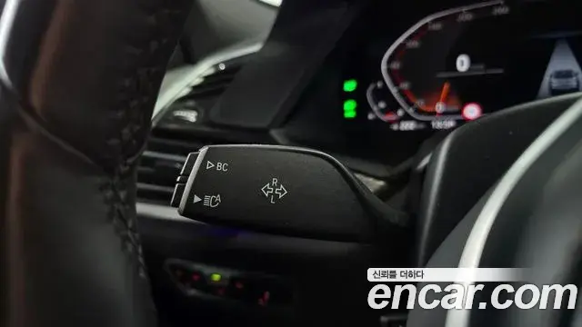 BMW X6 2021 — Photo 26/33