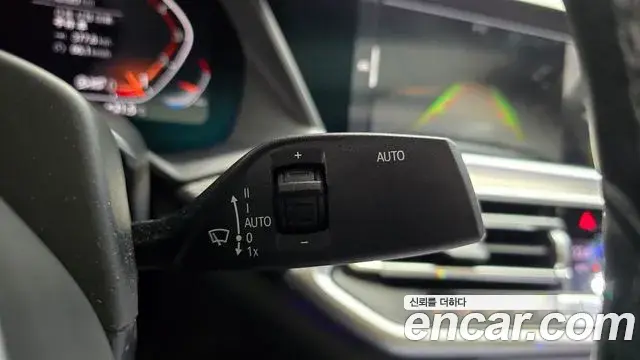 BMW X6 2021 — Photo 18/33
