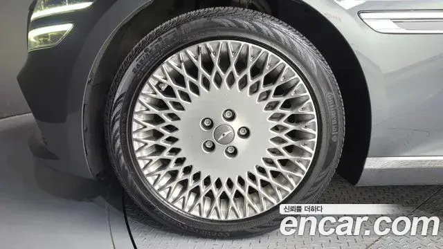 Genesis G80 2020 — Photo 4/20