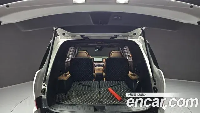 Hyundai Santa Fe 2024 — Şəkil 7/31
