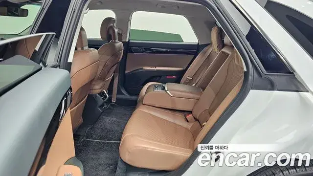 Hyundai Grandeur Hybrid 2023 — ფოტო 3/31