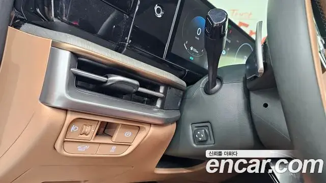Hyundai Grandeur Hybrid 2023 — ფოტო 4/31