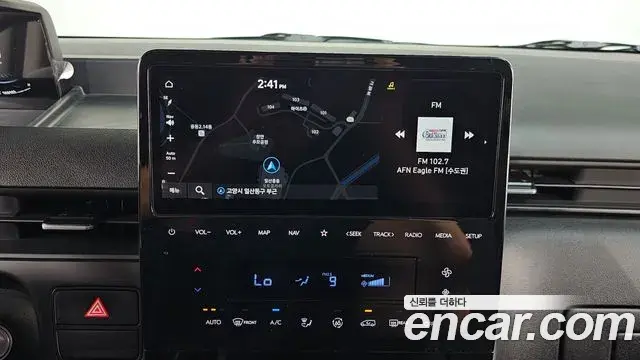 Hyundai Staria 2023 — Фото 14/20