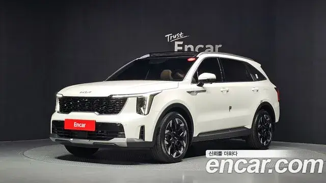 Kia Sorento 2023 — Фото 1/20