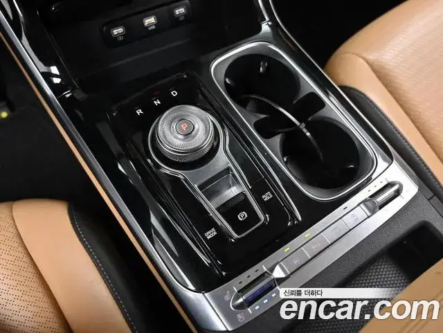 Kia Carnival 2020 — Photo 7/20