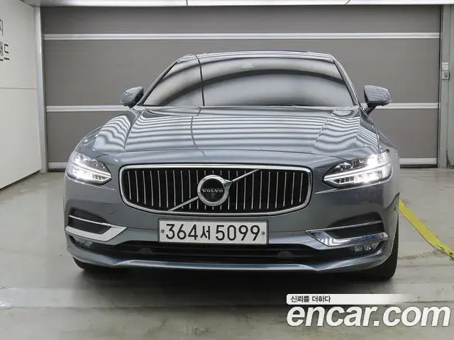 Volvo S90 2019 — Фото 1/20