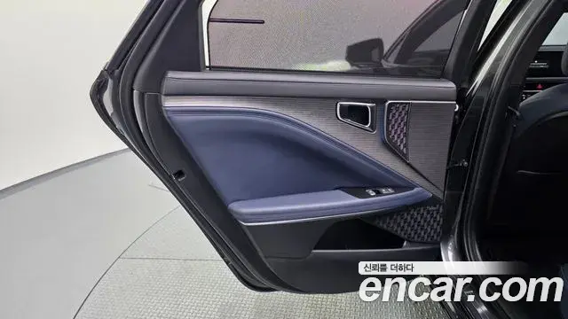 Kia K8 2024 — Photo 18/36