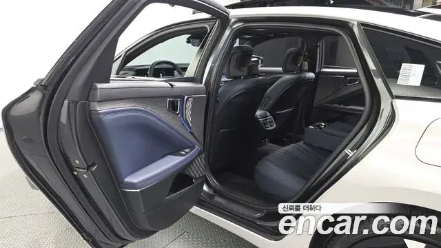 Kia K8 2024 — Photo 20/36