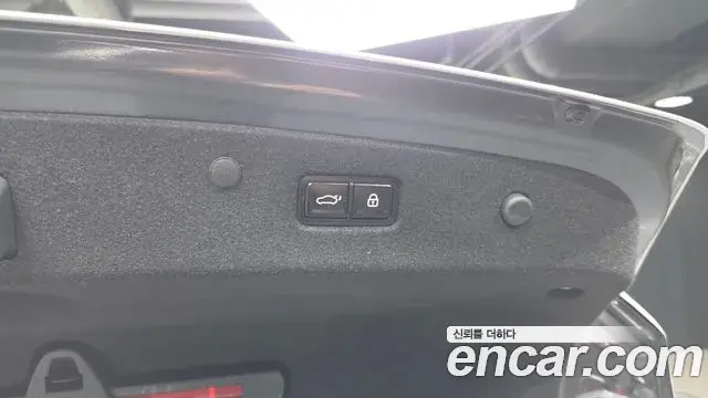 Kia K8 2024 — Photo 10/36