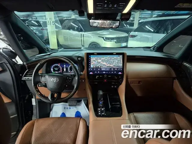 Toyota Alphard 2023 — Şəkil 14/20