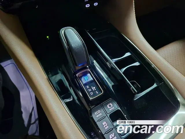 Toyota Alphard 2023 — Şəkil 3/20