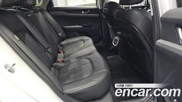 Kia K5 2021 — Photo 23/33