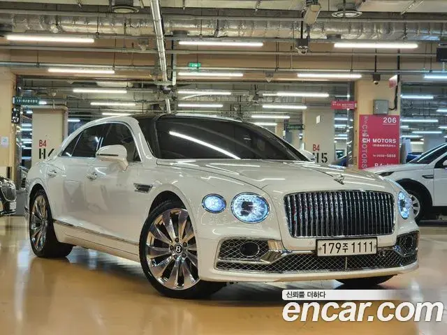 Bentley Flying Spur 2022 — Şəkil 15/20