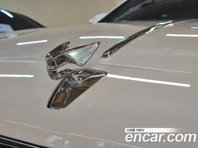 Bentley Flying Spur 2022 — Şəkil 17/20