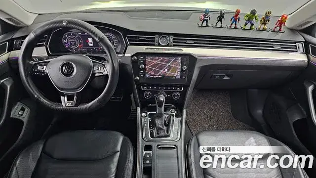 Volkswagen Arteon 2019 — Şəkil 13/20