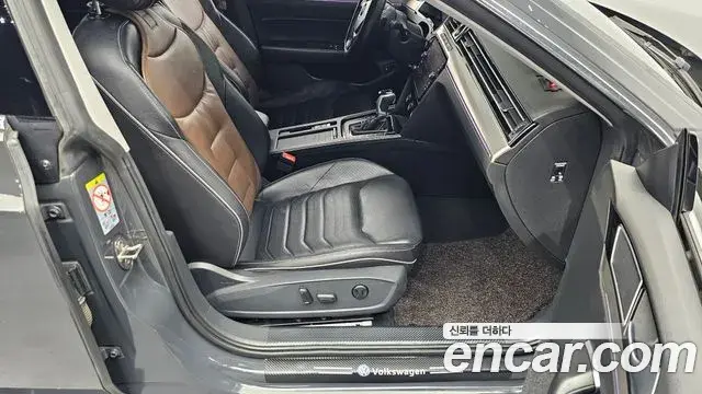 Volkswagen Arteon 2019 — Şəkil 8/20