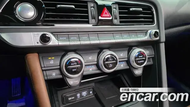 Genesis G70 2019 — Photo 3/31