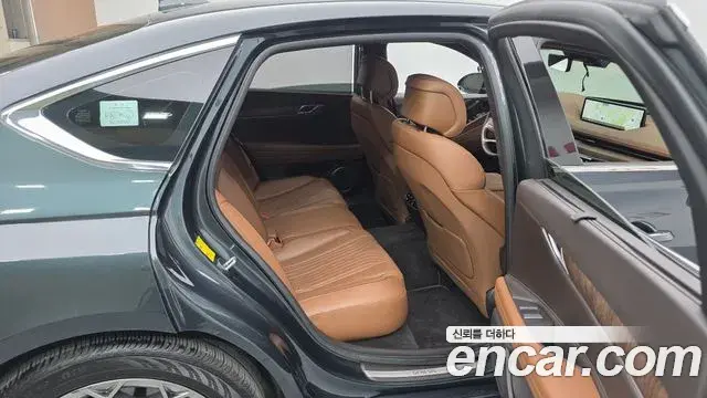 Genesis G80 2023 — Şəkil 15/20