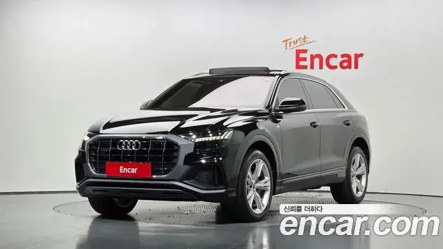 Audi Q8 2022 — Şəkil 9/36