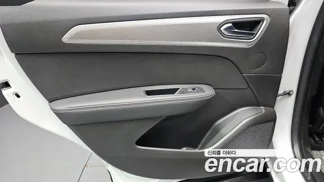 Renault Samsung XM3 2023 — ფოტო 16/34