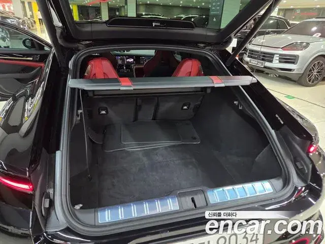 Porsche Panamera 2024 — Şəkil 9/20