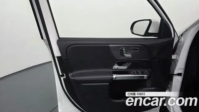 Mercedes-Benz GLB-Class 2020 — ფოტო 3/29