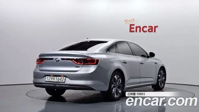 Renault Samsung SM6 2018 — ფოტო 4/20