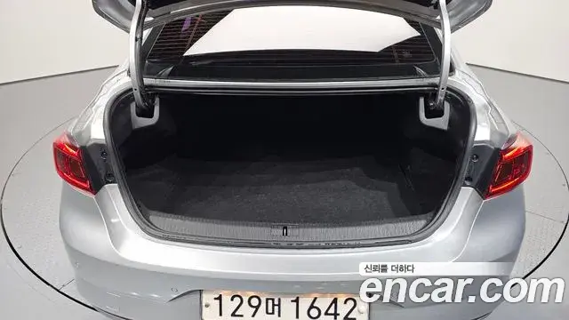 Renault Samsung SM6 2018 — ფოტო 1/20