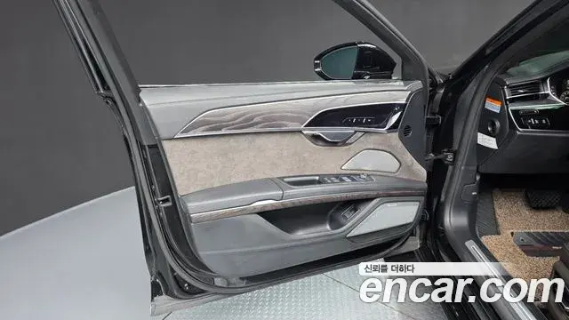 Audi A8 2021 — Şəkil 3/39