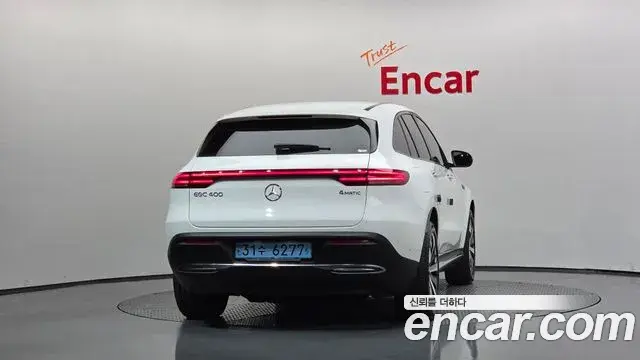 Mercedes-Benz EQC 2020 — Şəkil 26/34