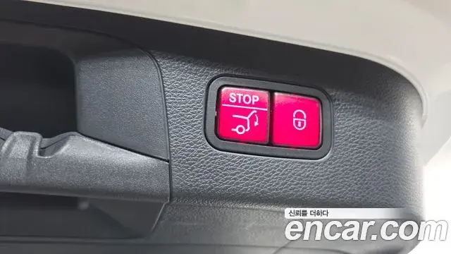 Mercedes-Benz EQC 2020 — Şəkil 10/34
