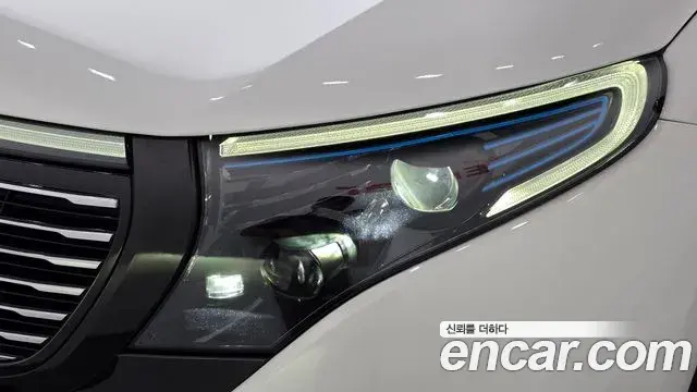 Mercedes-Benz EQC 2020 — Şəkil 14/34