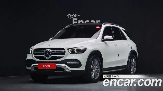 Mercedes-Benz GLE-Class 2022 — Фото 1/20