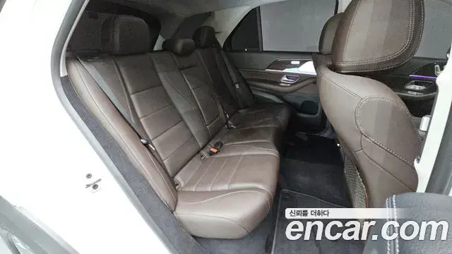 Mercedes-Benz GLE-Class 2022 — ფოტო 6/37