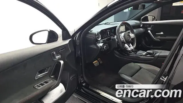 Mercedes-Benz A-Class 2022 — ფოტო 9/20