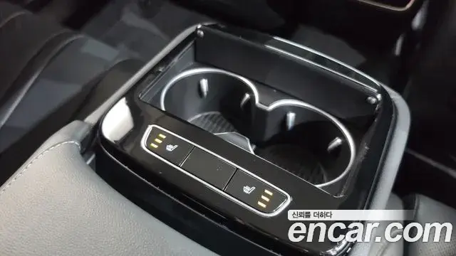 Genesis G80 2021 — ფოტო 18/34