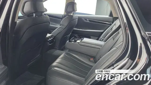 Genesis G80 2021 — ფოტო 8/34