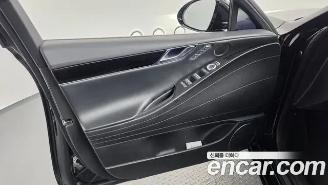 Genesis G80 2021 — ფოტო 17/34