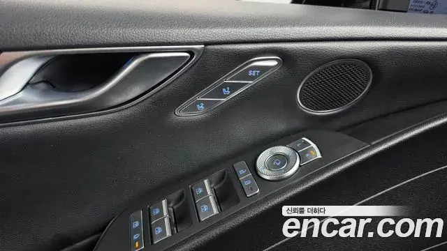 Genesis G80 2021 — ფოტო 20/34