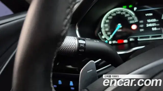 Genesis G80 2021 — ფოტო 19/34
