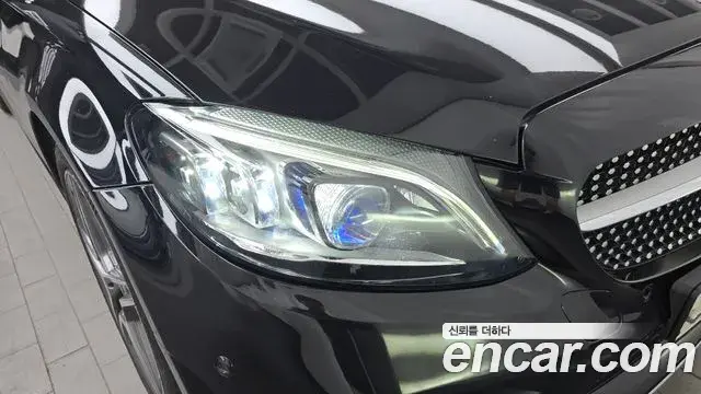 Mercedes-Benz C-Class 2020 — Şəkil 15/32