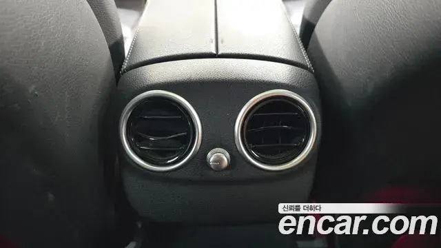 Mercedes-Benz C-Class 2020 — Şəkil 17/32