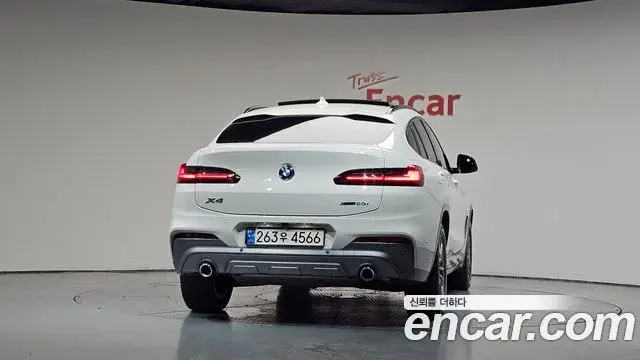 BMW X4 2020 — Фото 4/20