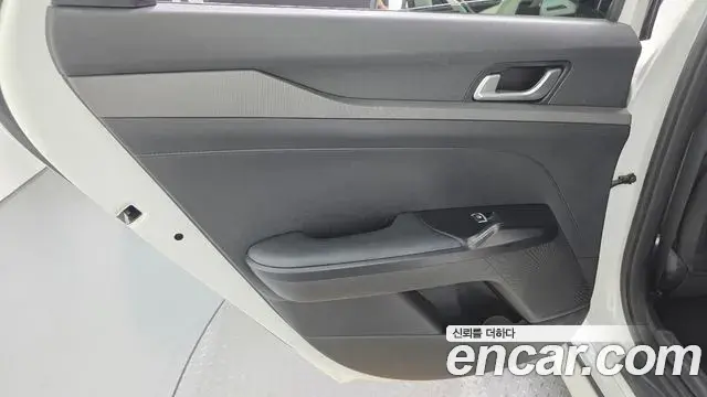 Kia K5 2022 — Photo 12/30