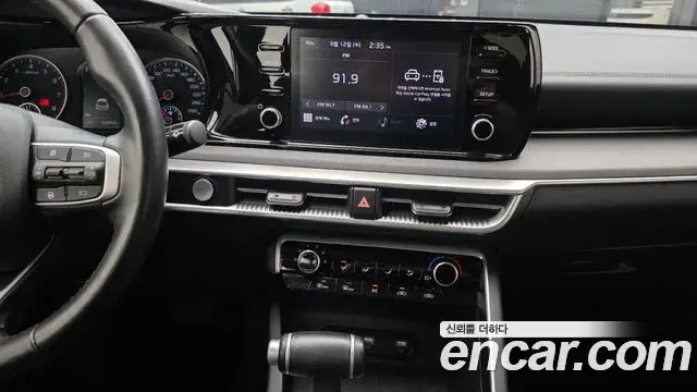 Kia K5 2022 — Photo 16/30