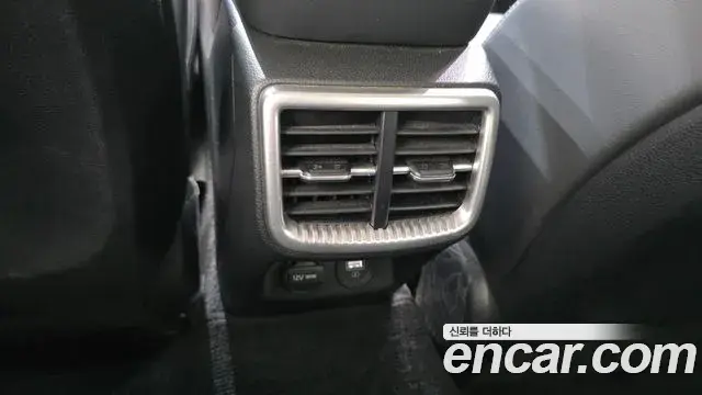 Kia K5 2022 — Photo 28/30