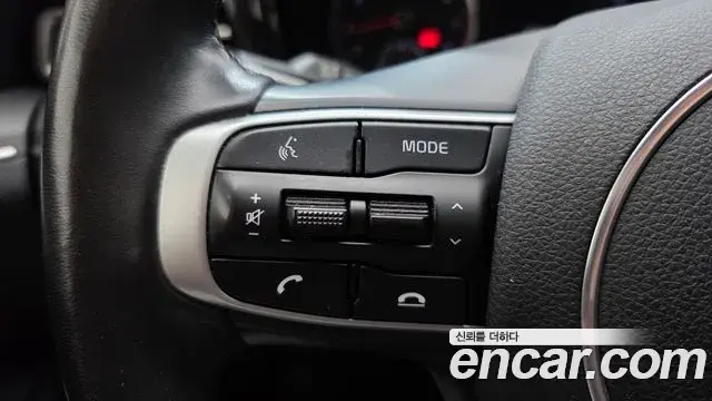 Kia K5 2022 — Photo 1/30