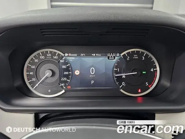 Land Rover Discovery 5 2022 — ფოტო 19/20